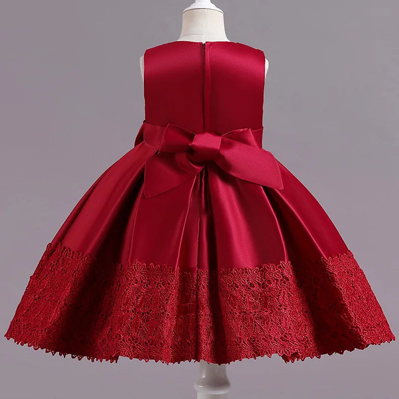 Robe Princesse Fille – Satin & Tulle – Nœud XXL et Broderies