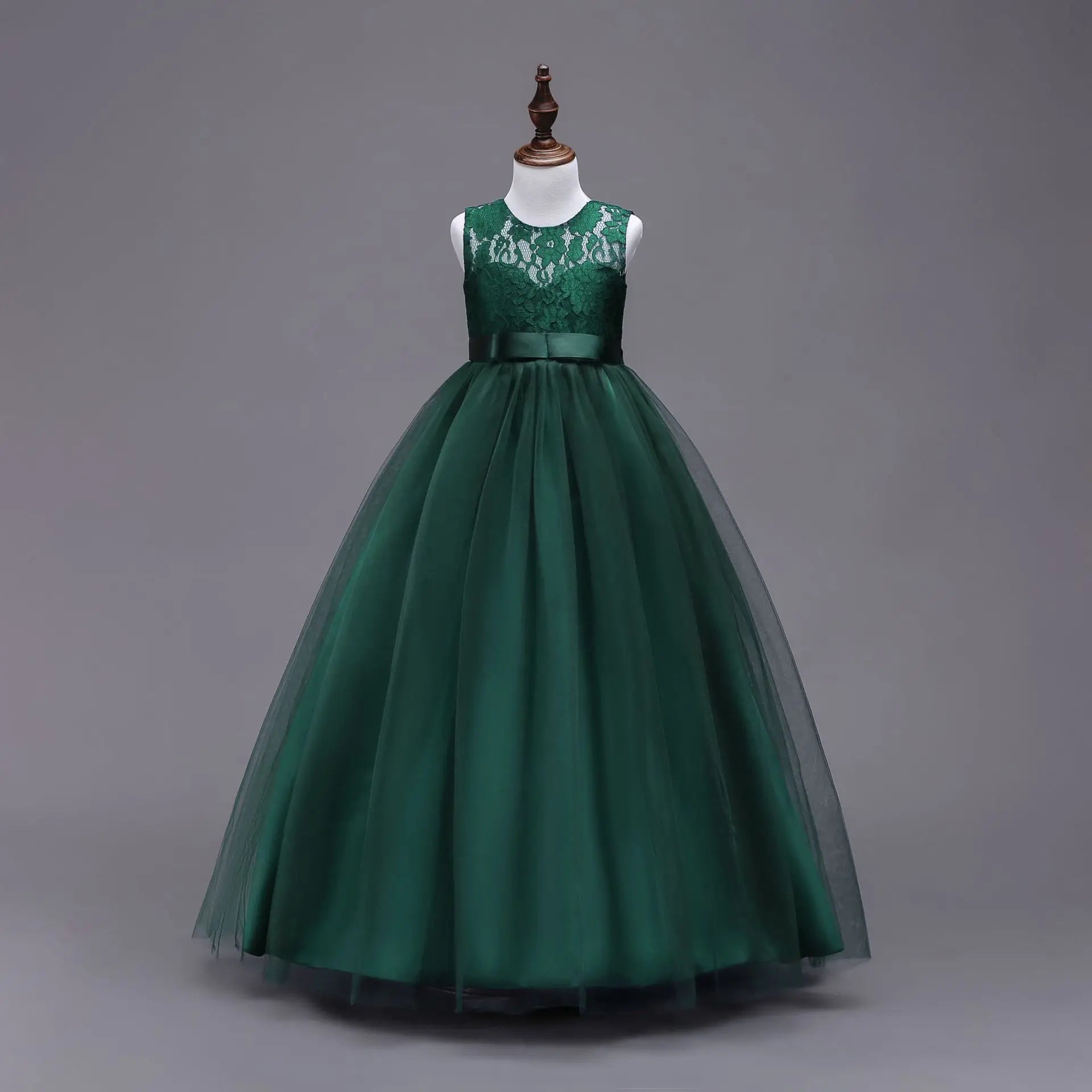 Robe Longue de Princesse en Dentelle – Fille 4 à 15 ans Élégante, fleurie et idéale pour soirées, mariages, galas ou bal de fin d’année