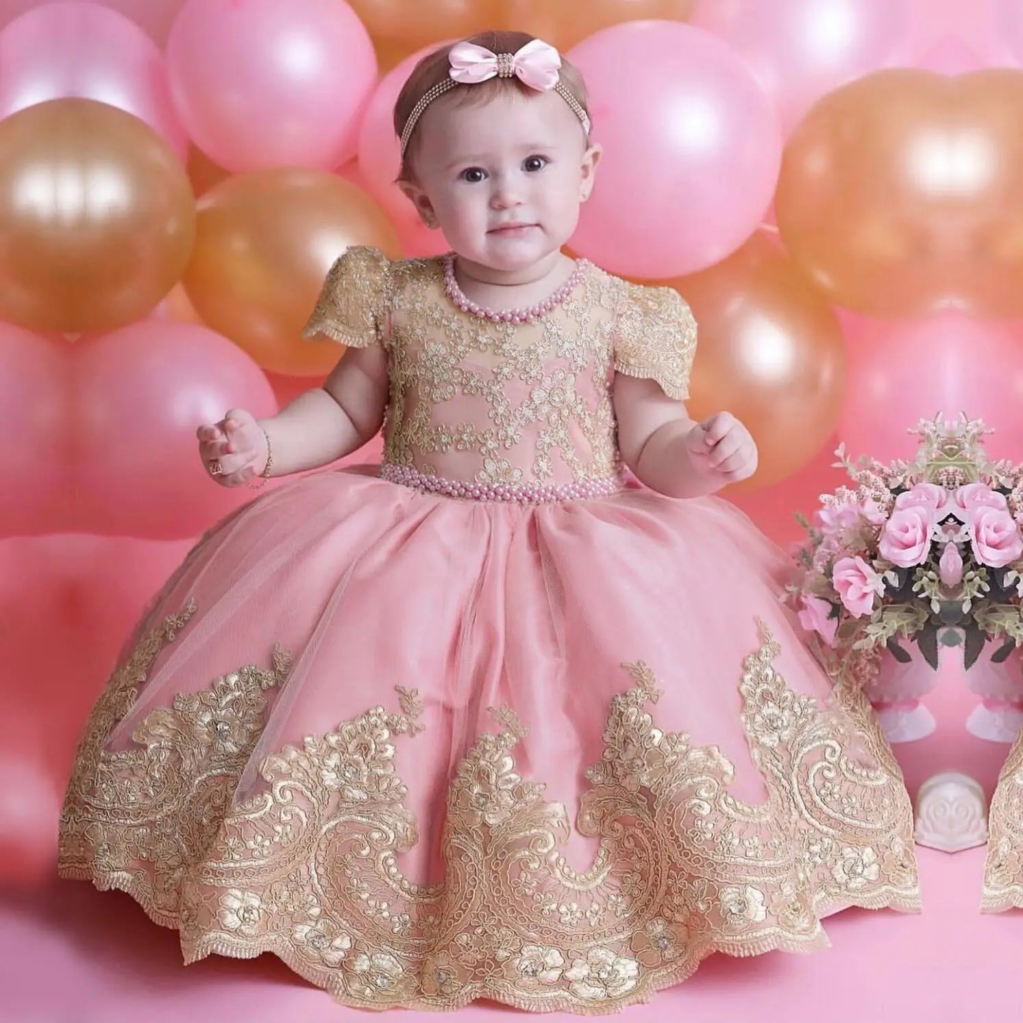 Robe de Princesse Dorée en Dentelle – Fille 9 mois à 5 ans Broderies délicates, volants raffinés – Pour anniversaire, baptême ou cérémonie