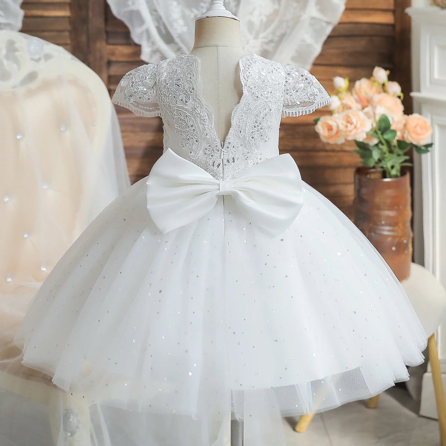 Robe de Princesse Vintage en Dentelle – Fille